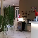 Le Capitole Hotel