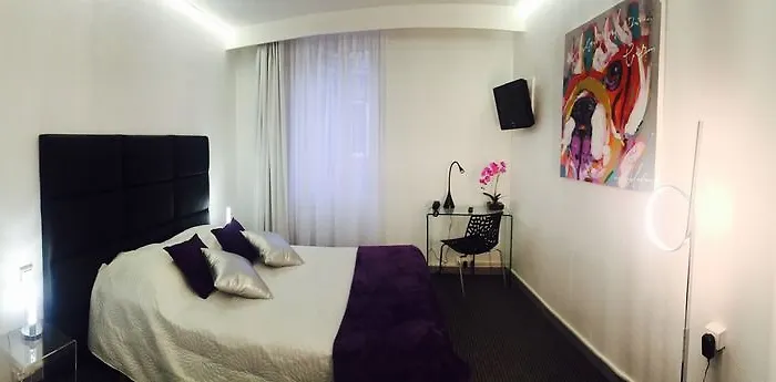 Hotel Le Capitole 2*