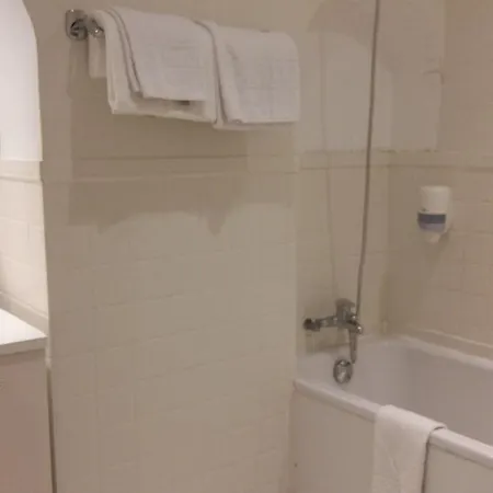 卡皮托尔酒店 酒店 2*