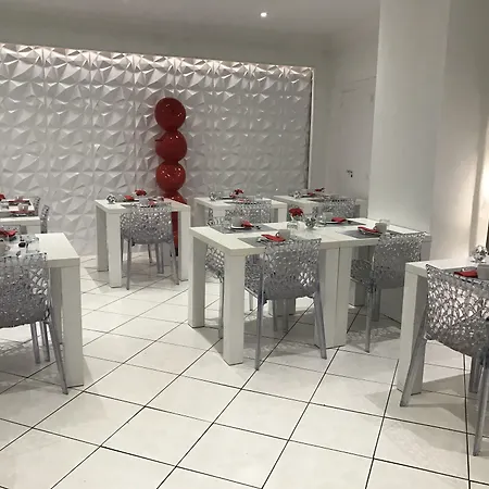 Hotel Le Capitole 2*