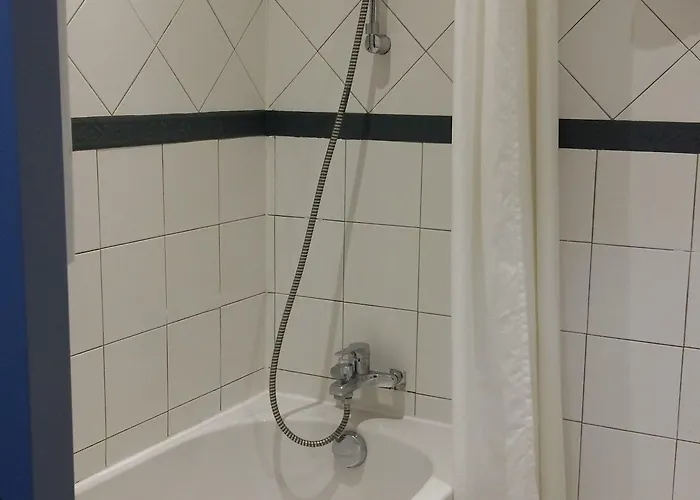 Le Capitole Hotel 2*